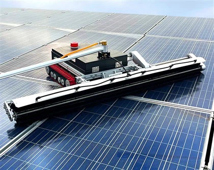 Remote Kontwole PV Panel Netwayaj Robot